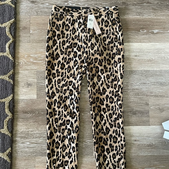 Banana Republic Pants - “Ryan” leopard pants